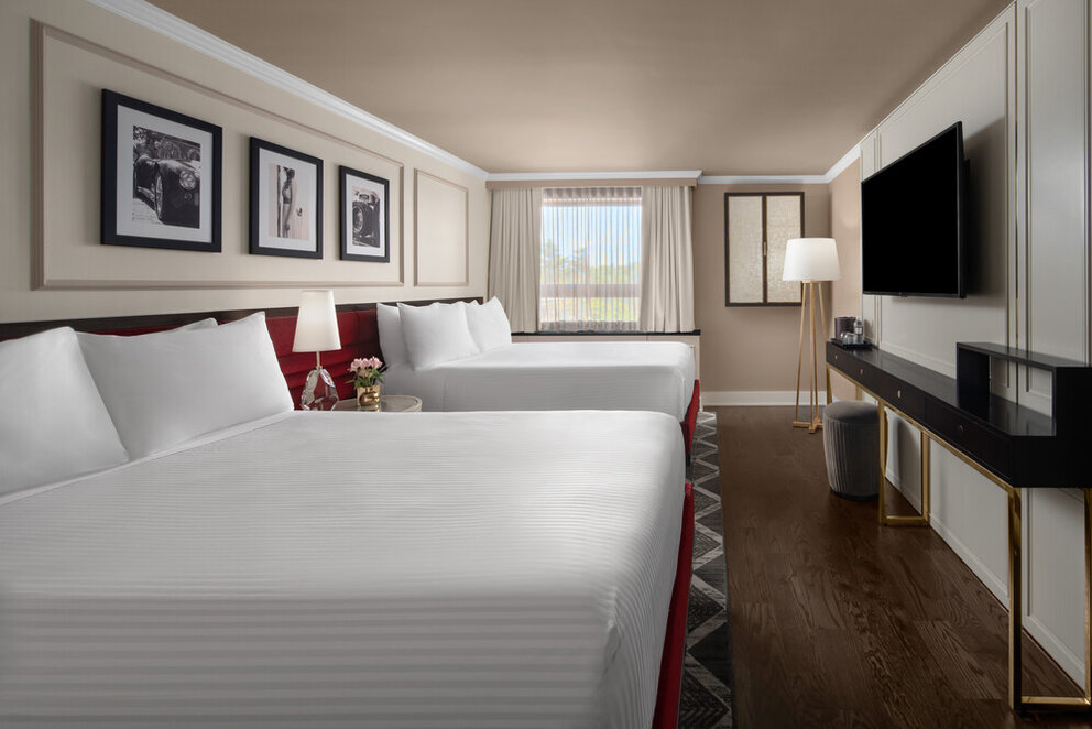 The Drake Oak Brook, Autograph Collection