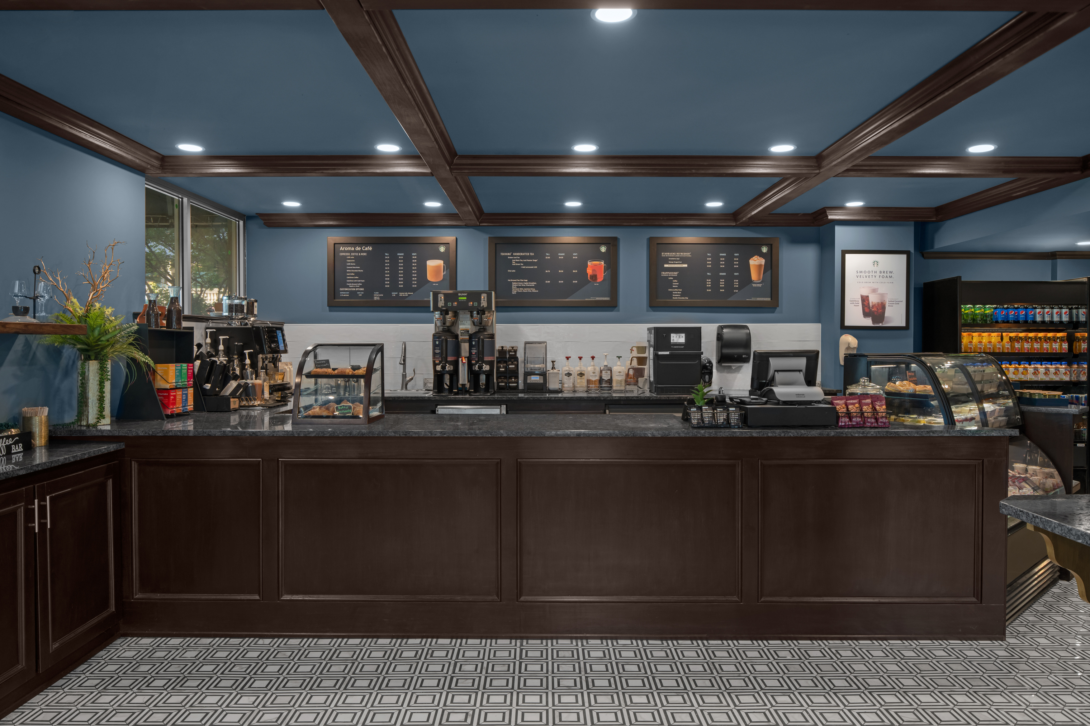 Coffee Shop in Oak Brook | Aroma de Café at The Drake Hotel Oak Brook
